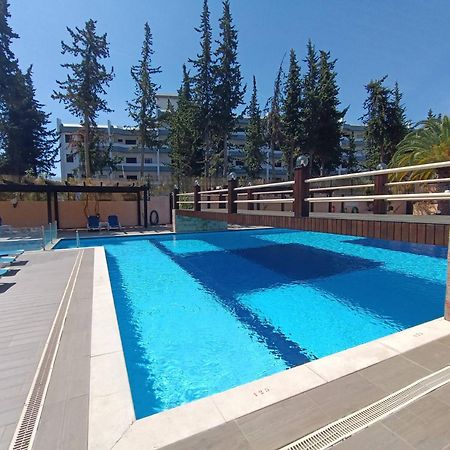 אלבופיירה Blue & Yellow Penthouse With Terrace At Balaia Mar מראה חיצוני תמונה